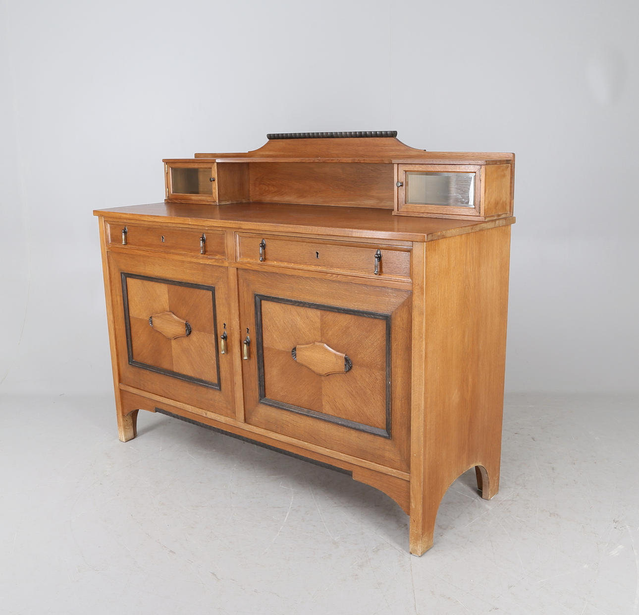 SKÄNK, ek, tidigt 1900-tal.