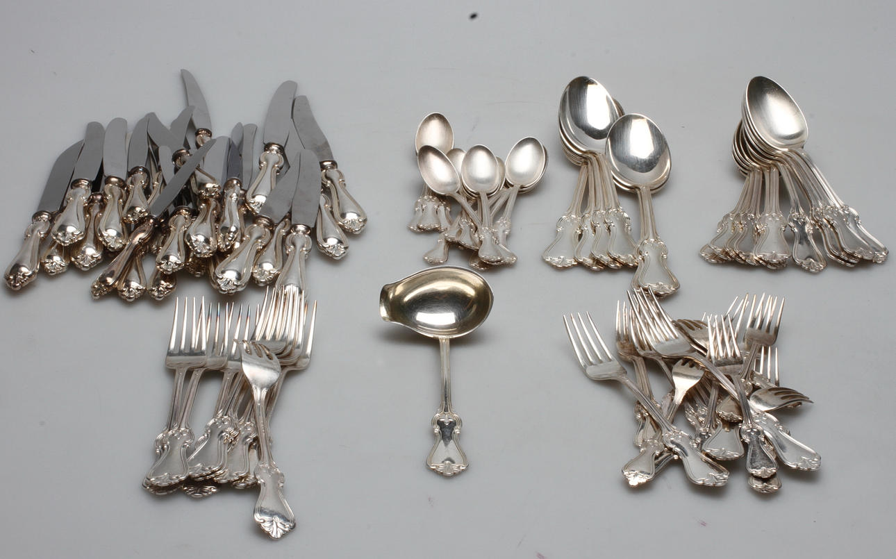 BESTICKSERVIS, nysilver. 85 delar. GAB, 1900-tal.