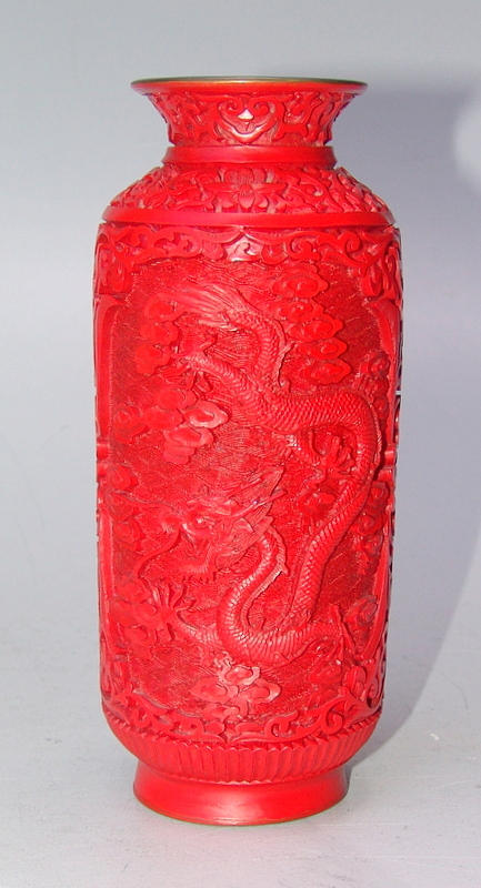 VAS, RÖD LACK, 1900-tal Kinesiska.