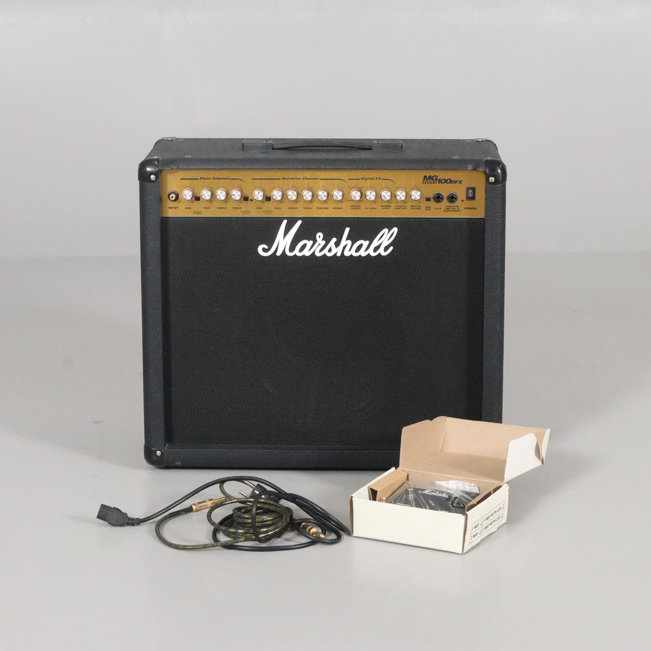 GUITAR AMPLIFIER Marshall MG100DFX.