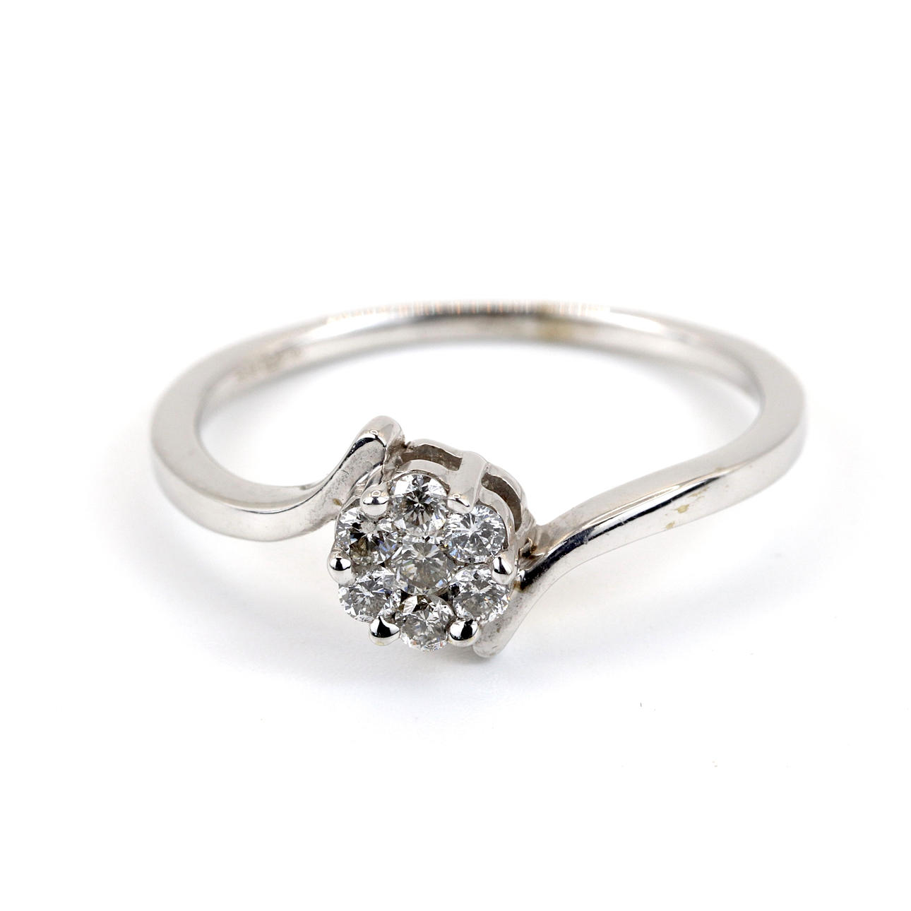 9CT DIAMOND SET CROSSOVER RING. Jewellery & Gemstones - Rings - Auctionet
