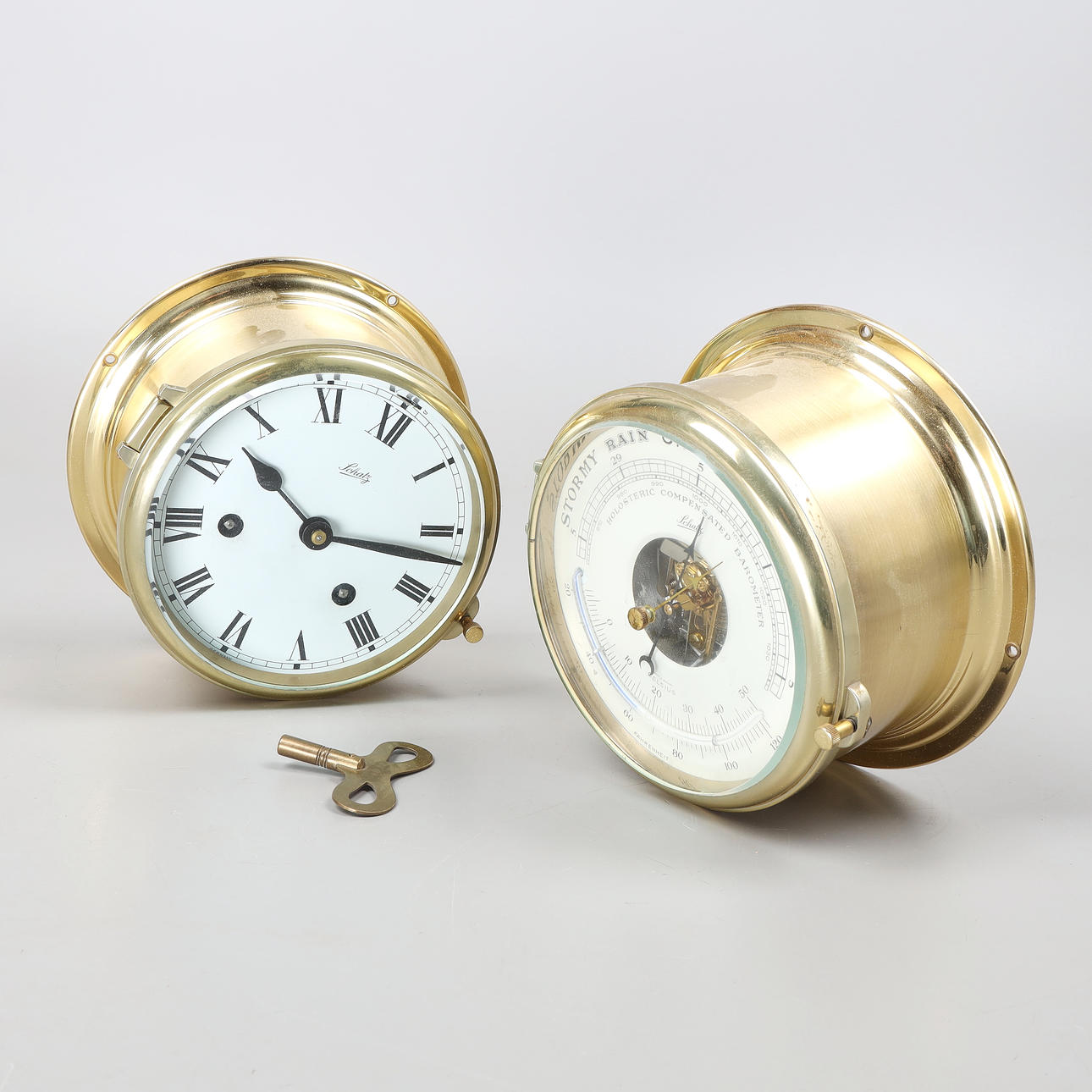 VÄGGUR OCH BAROMETER, mässing, 1960-tal.