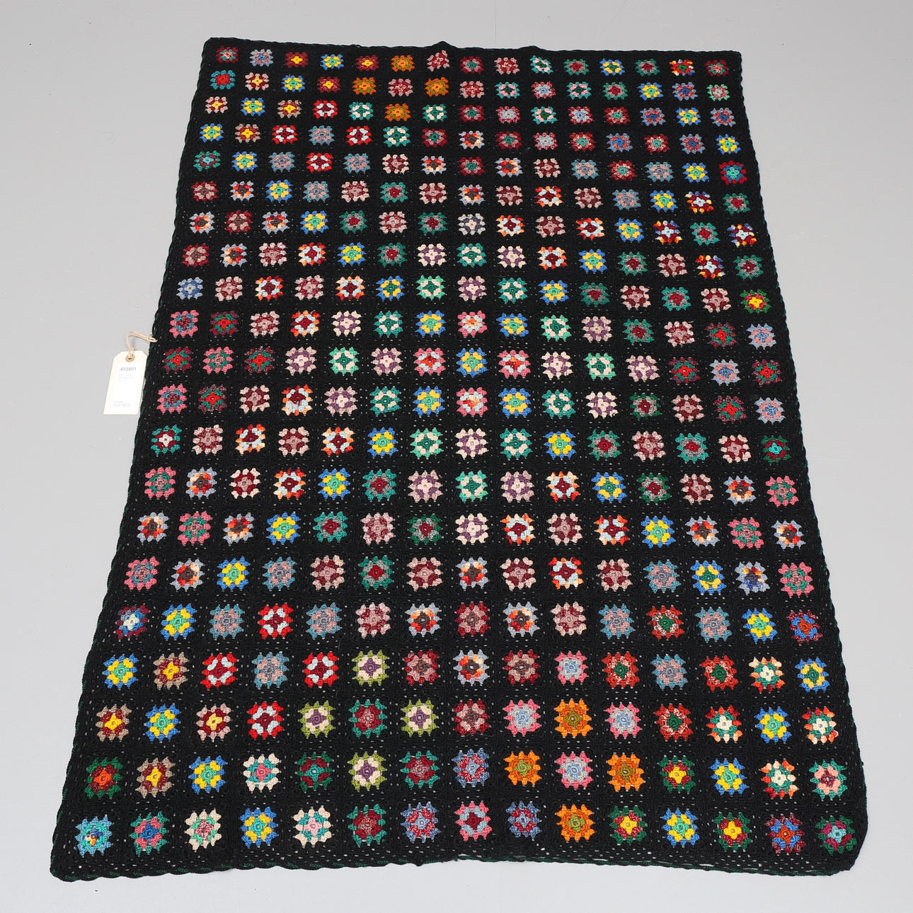 PLÄD, virkad, 1900-tal, 150 x 100 cm.