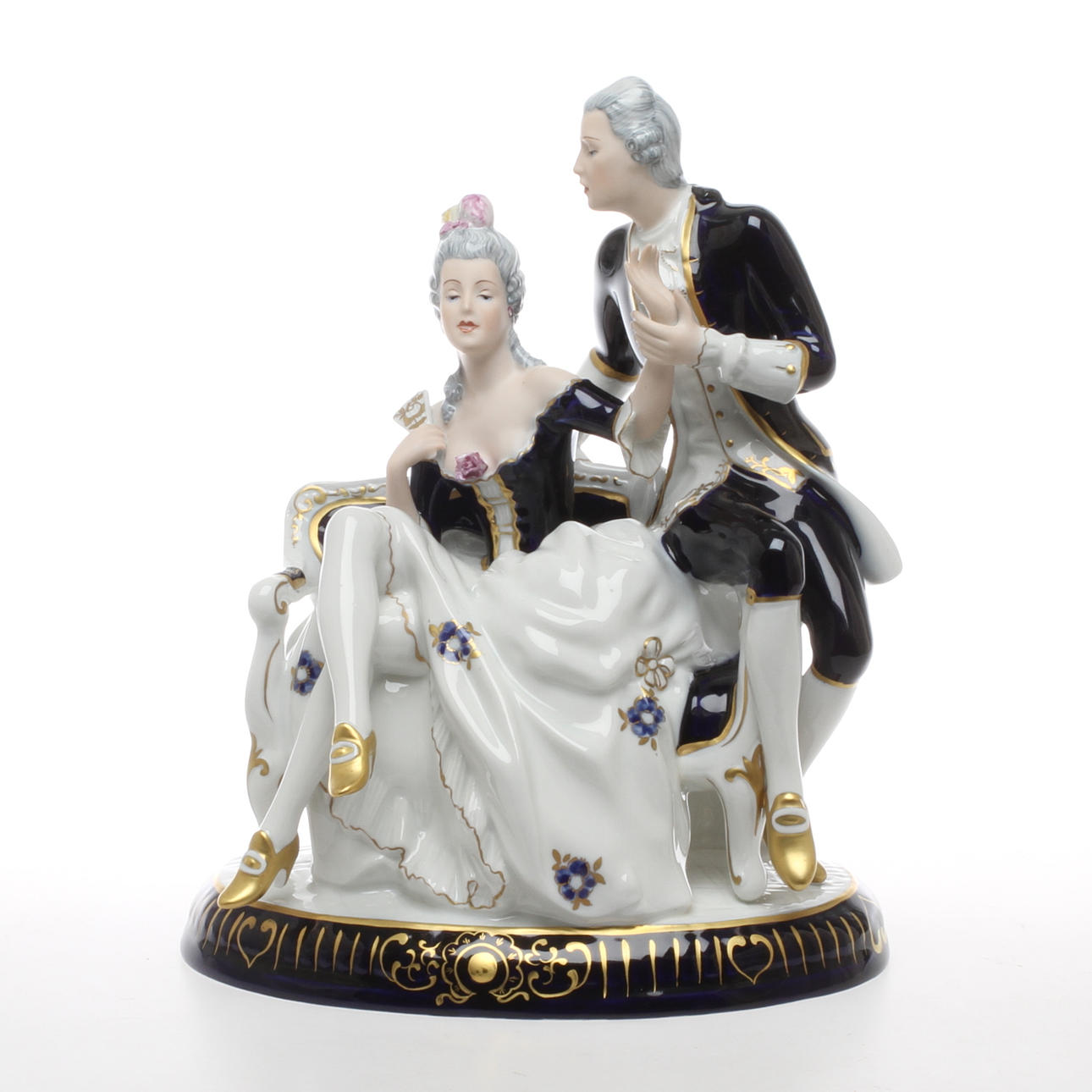 FIGURIN, porslin, rokokopar i soffa, Royal Dux, 1900-tal.