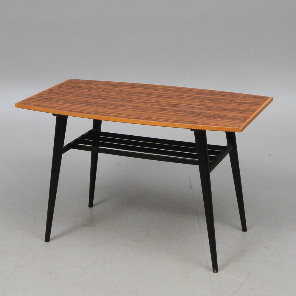 SOFFBORD, med tidningshylla, 1950/60-tal.