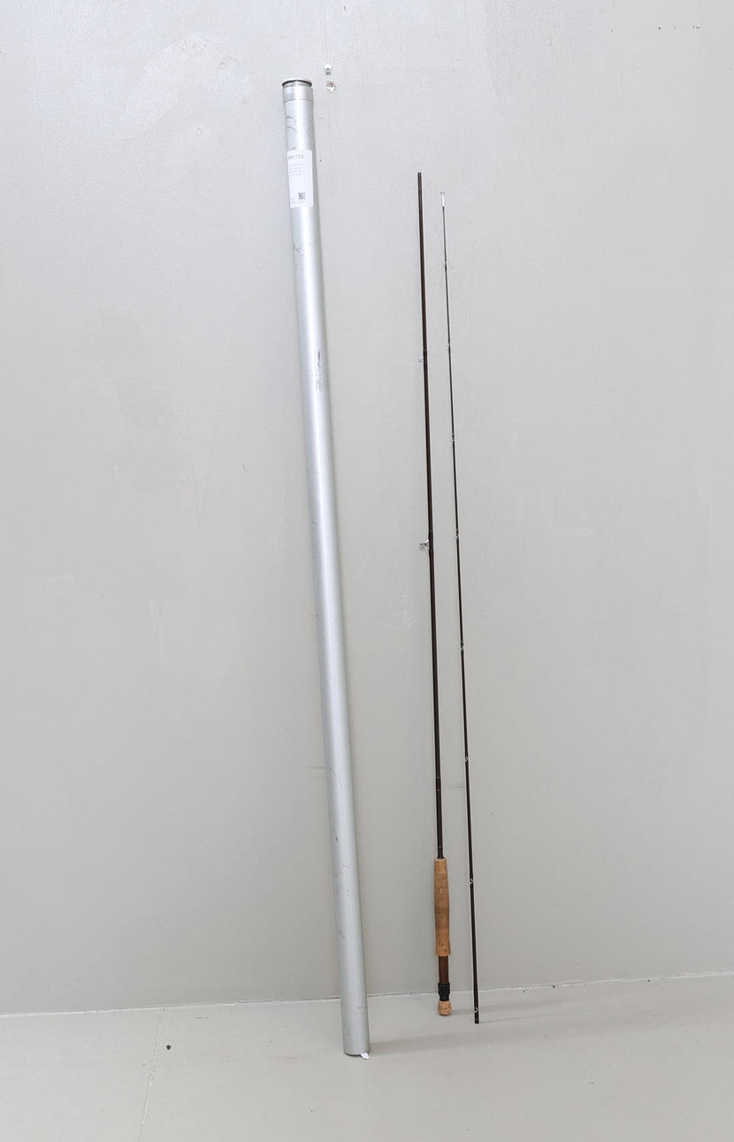 FLY FISHING ROD. Sage Graphite III 690 RPL, #6 Line, 9'0