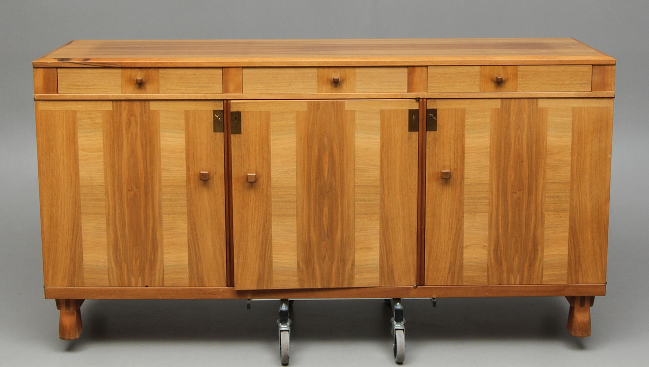 SIDEBOARD, "Ambassadör", Carl Malmsten, 1900-tal.