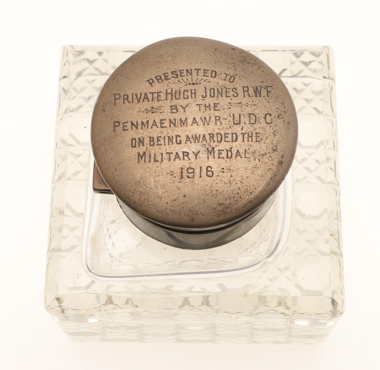 A SILVER MOUNTED BLOCK GLASS INKWELL. Silver & Metals - Silver - Auctionet