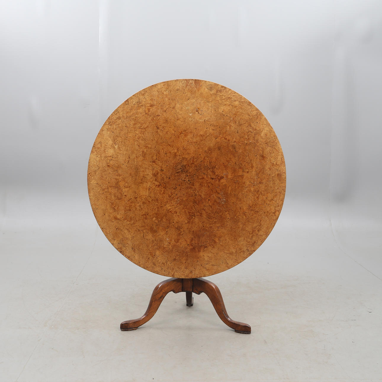 FOLDING TABLE/ PILLAR TABLE, masur birch, 19th century.