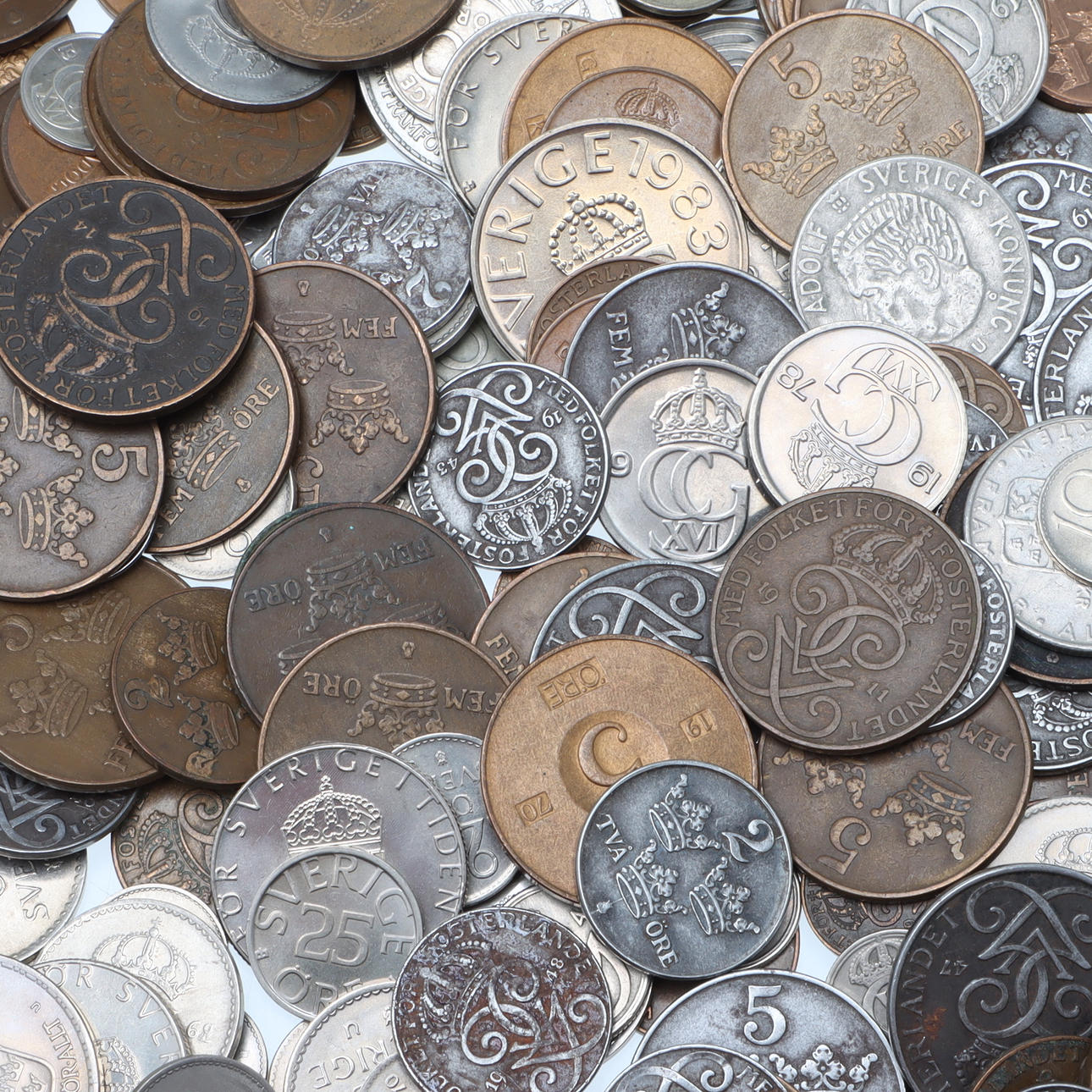 A Swedish copper/nickel/iron coin, 20th century. Coins, Medals & Stamps -  Coins & Banknotes - Auctionet