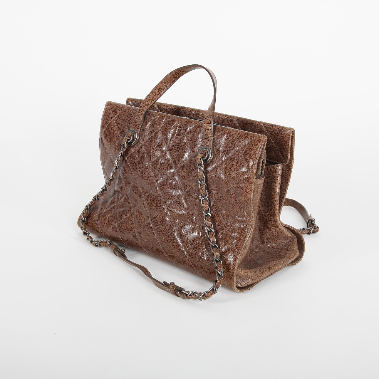 CHANEL, a “CC Crave” calfskin bag, 2013.