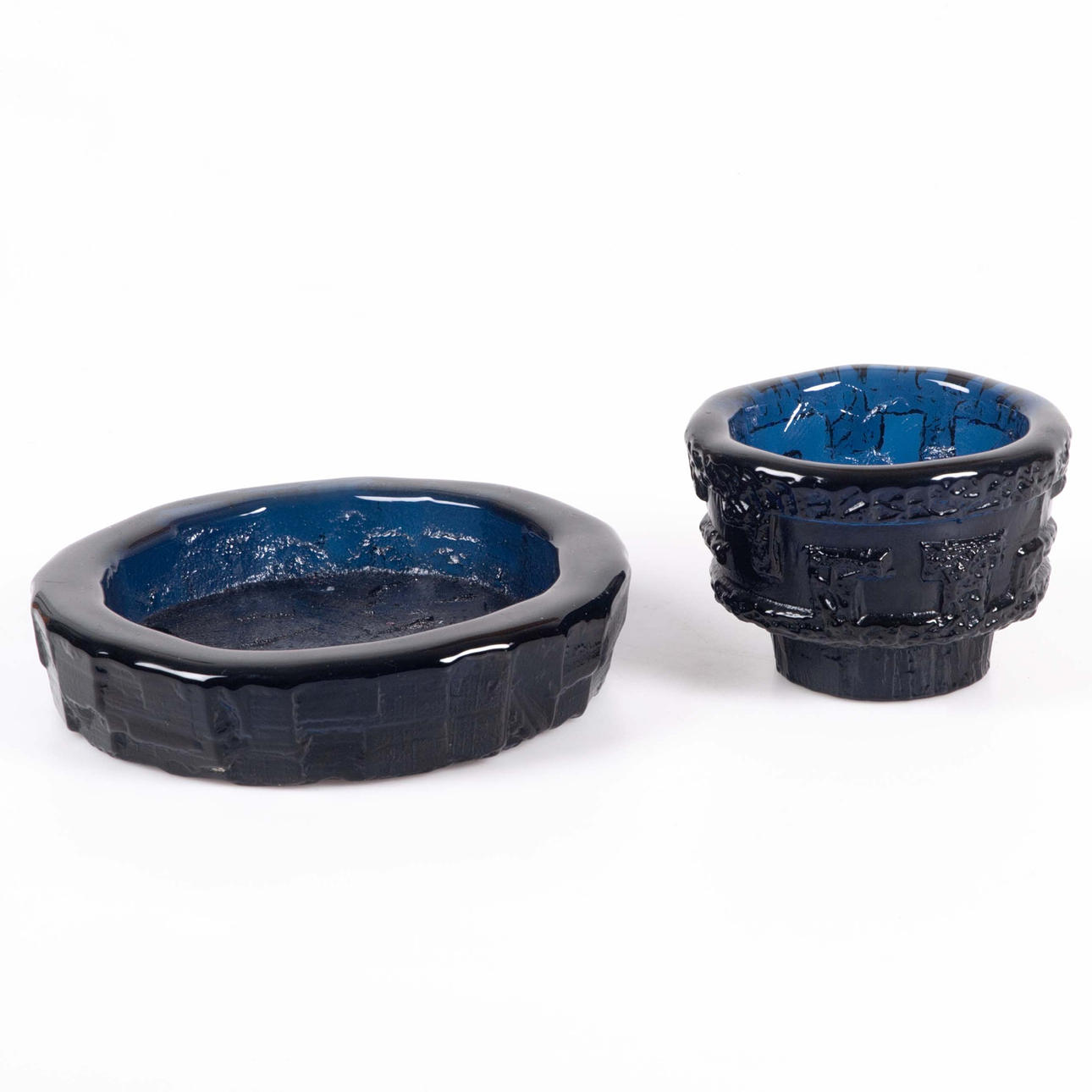 GÖTE AUGUSTSSON. skål og underkop, „kobolt“ Ruda Glasværk.