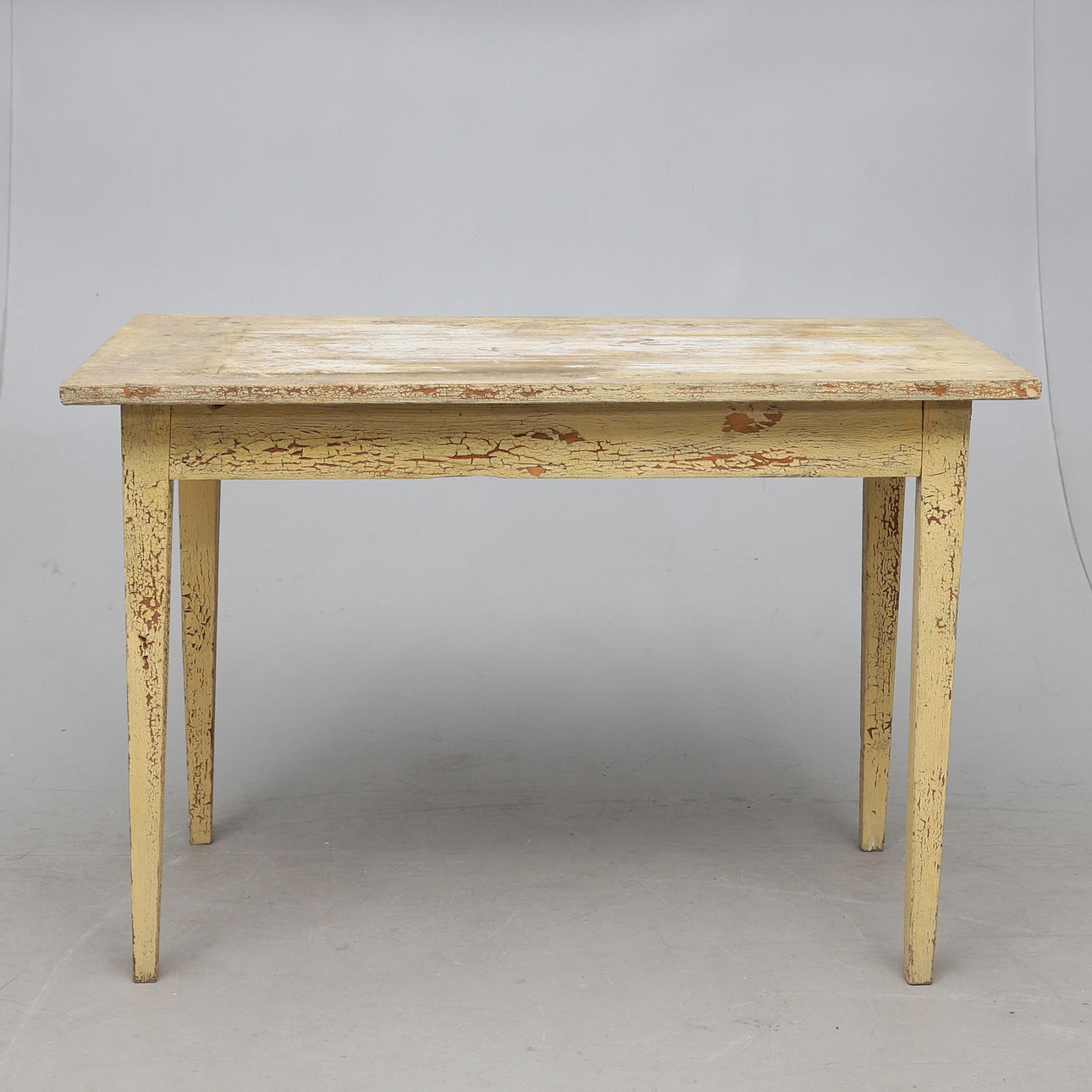 TABLE. 19th century.