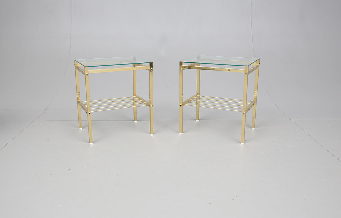 SÄNGBORD, 1 par, 1900-talets andra hälft.