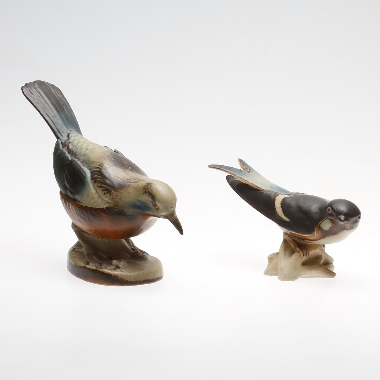 FIGURINER, 2 st. Stengods, Dahl Jensen samt Emil Petersen, Bing & Gröndal, danmark.