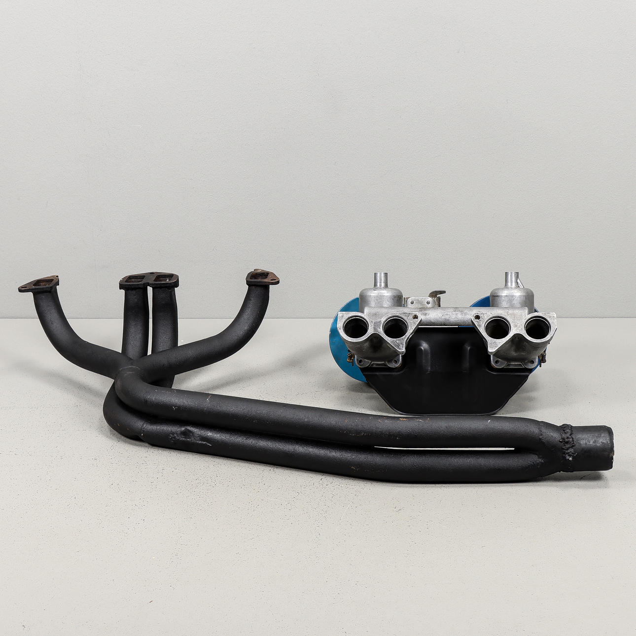 FÖRGASARE och Extraktorgrenrör, Volvo B20.