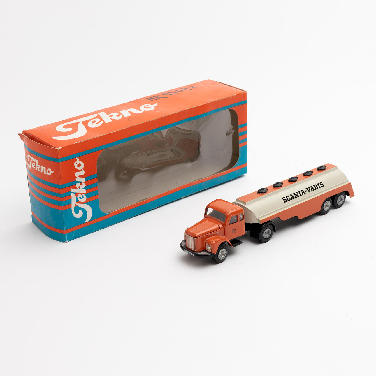 TEKNO, Scania Vabis Tankbil, with logo, Holland, 1980s. Original