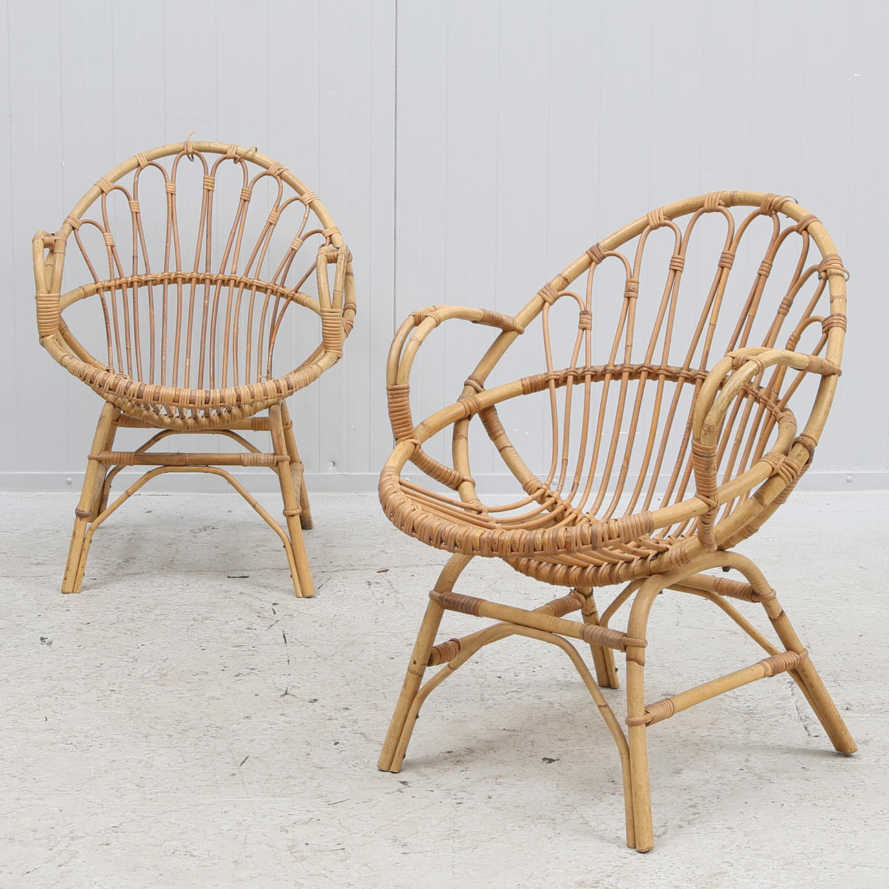 ROTTINGSTOLAR, 1 par, samtida.