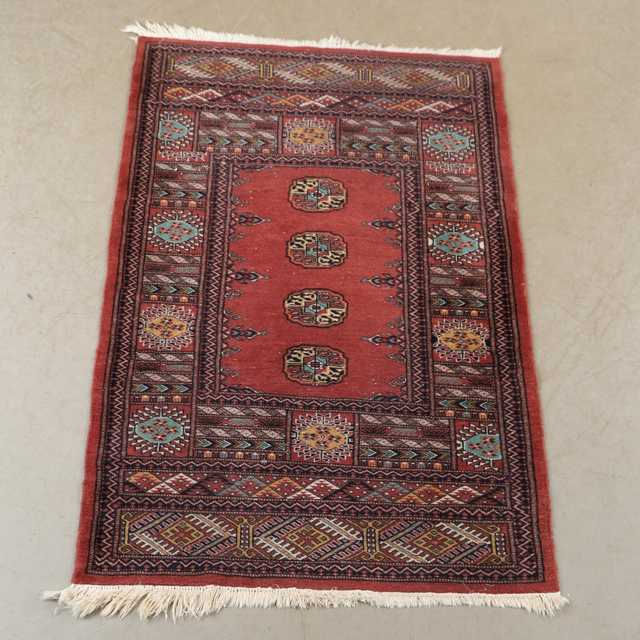 A CARPET, “Bochara”, 153 x 98 cm.