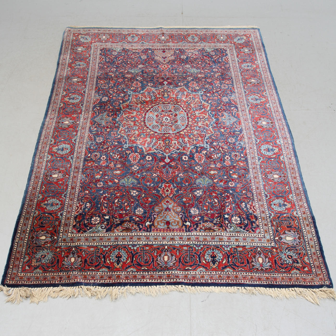 MATTA, orientalisk, ca 197 x 139 cm.