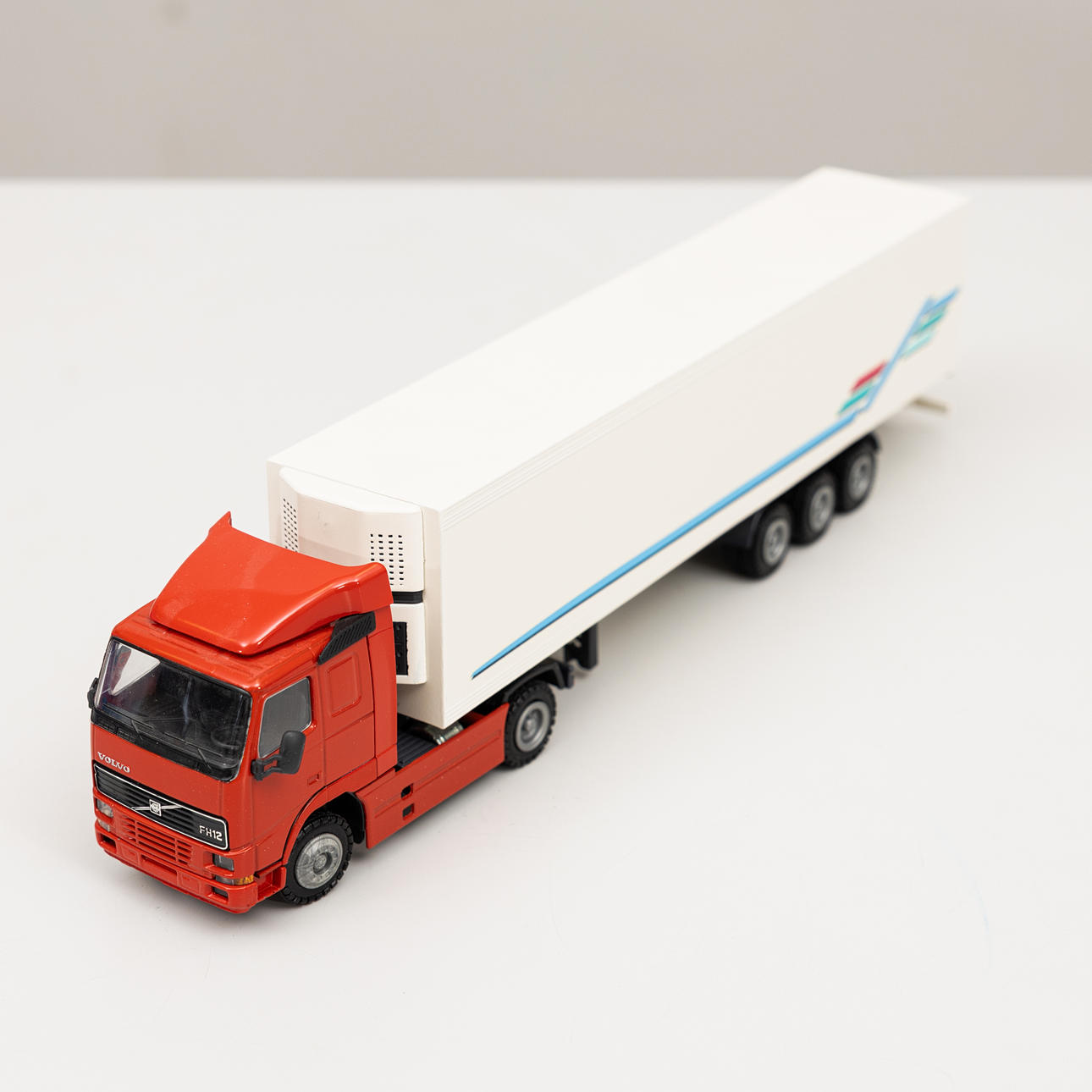 CONRAD 4 VOLVO, FS7, FL10, FL10H and FH12, original packaging