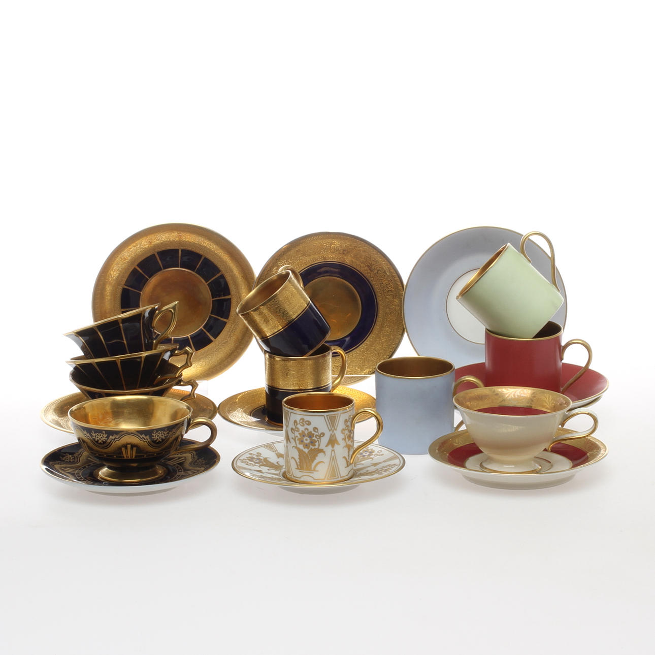 KAFFE- / MOCCAKOPPAR MED FAT, 10 delar, porslin, olika modeller, Hutschenreuther, 1900-tal.