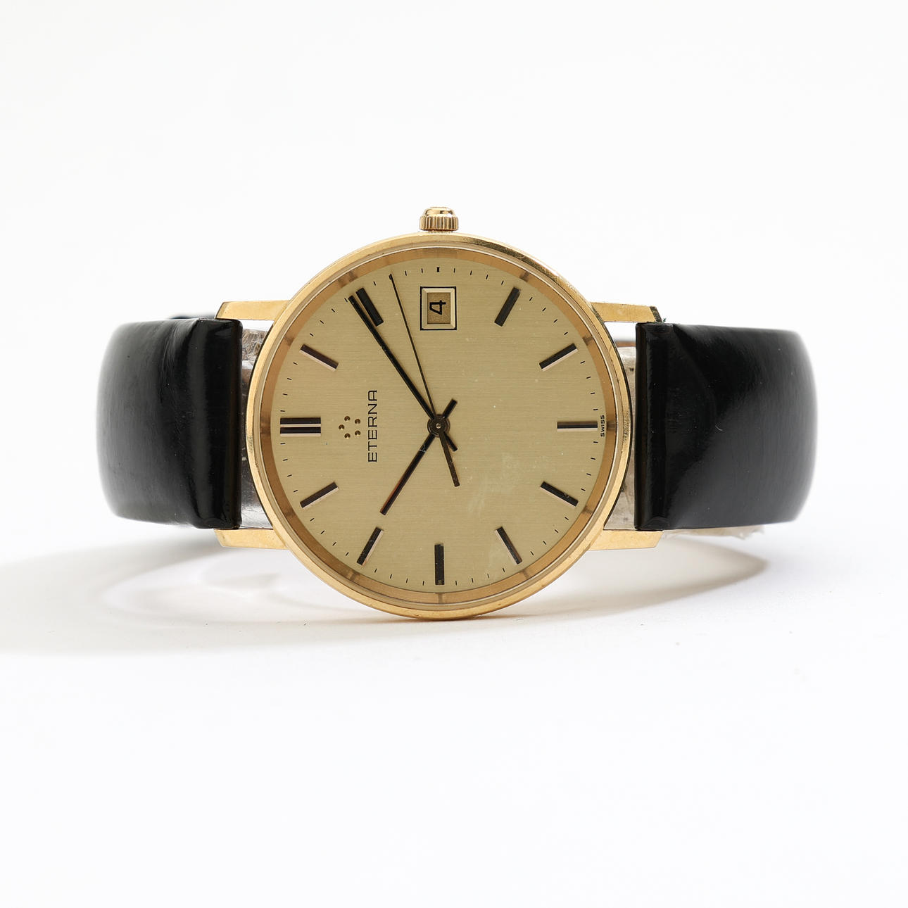 ETERNA, Wristwatch, 18K gold, quartz, date, approx 1990s.