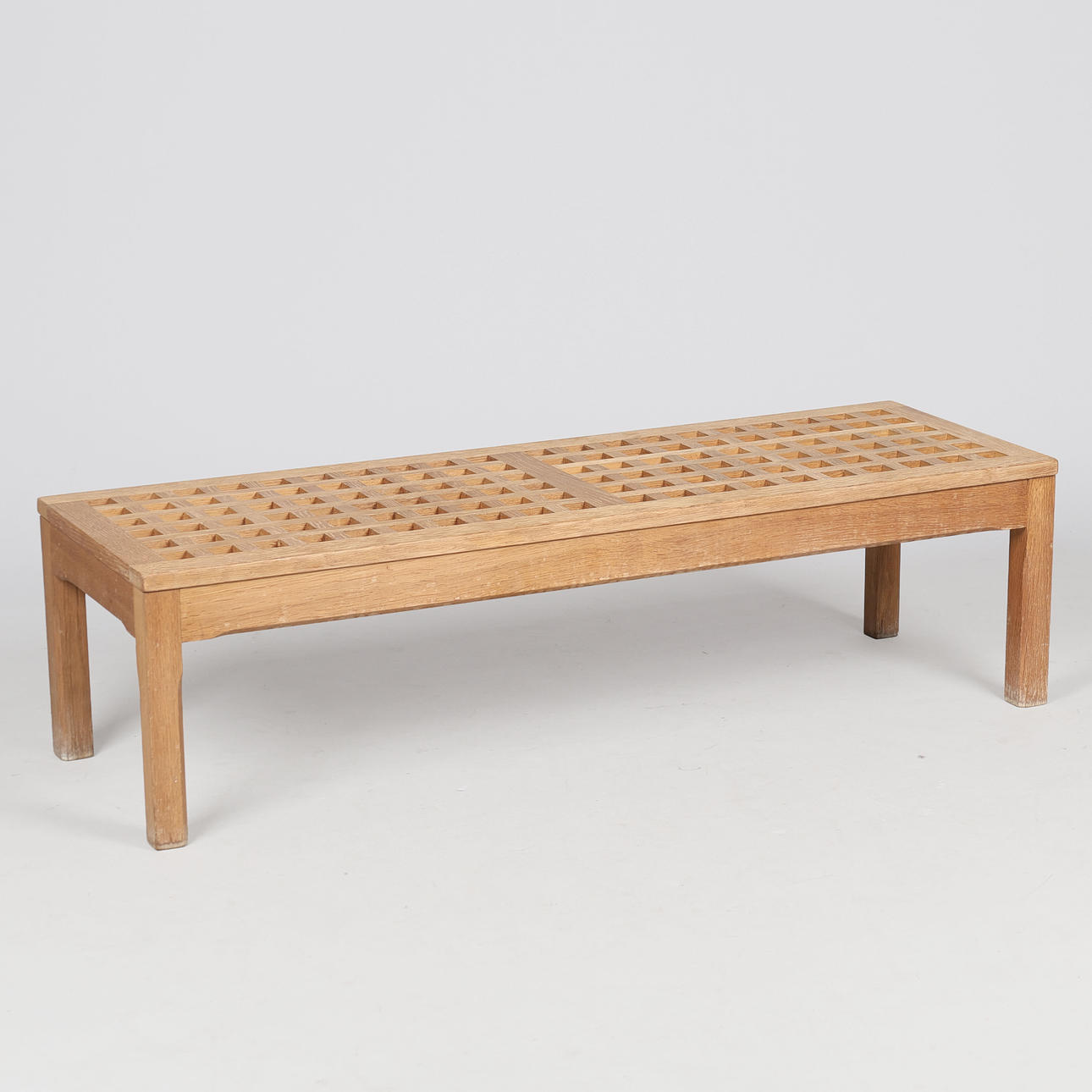 JOHAN VEDEL-RIEPER. Oak bench, Källemo. Sweden/Denmark.