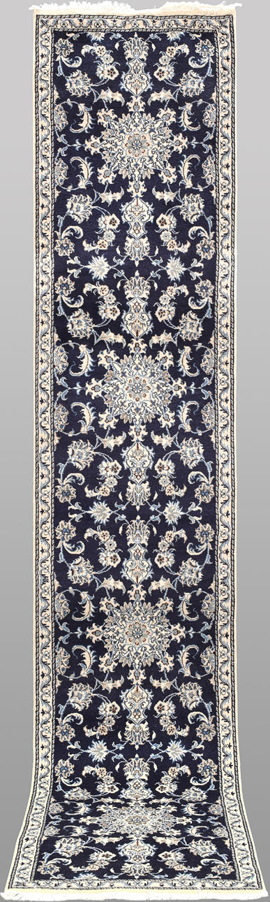 GALLERY MAT Nain, 383x77 cm.