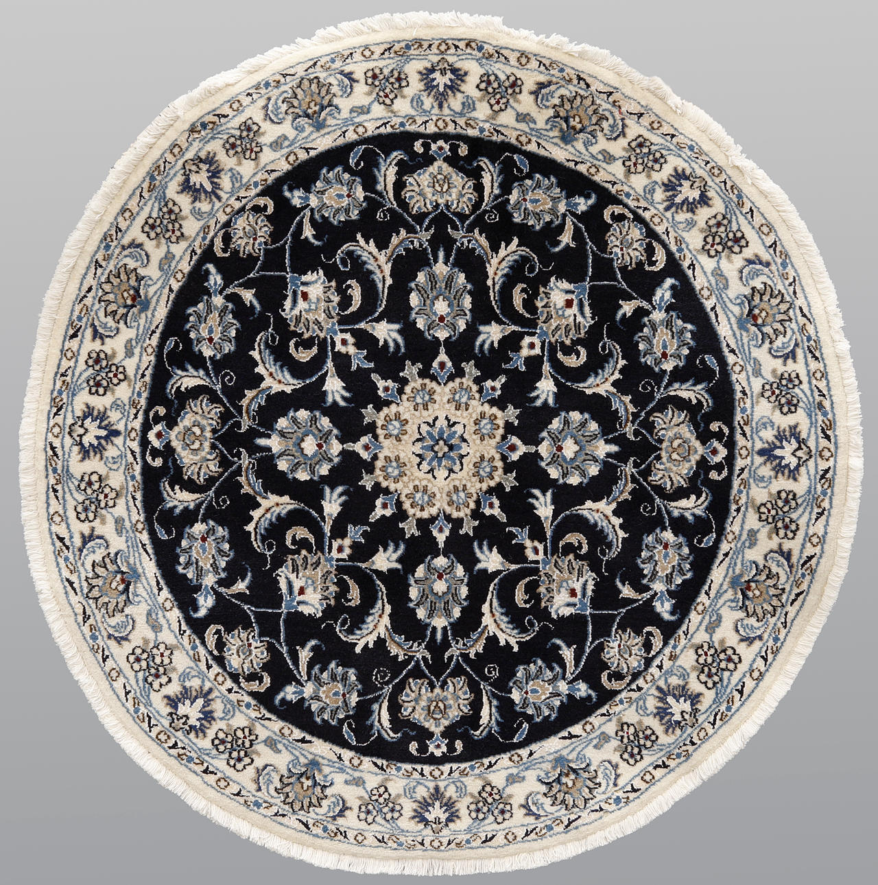 CARPET Nain, diameter 150 cm.