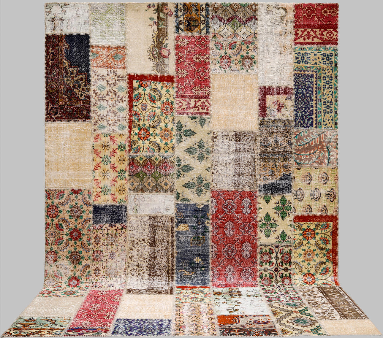 CARPET Patchwork, Anatolian parts, 357x253 cm.
