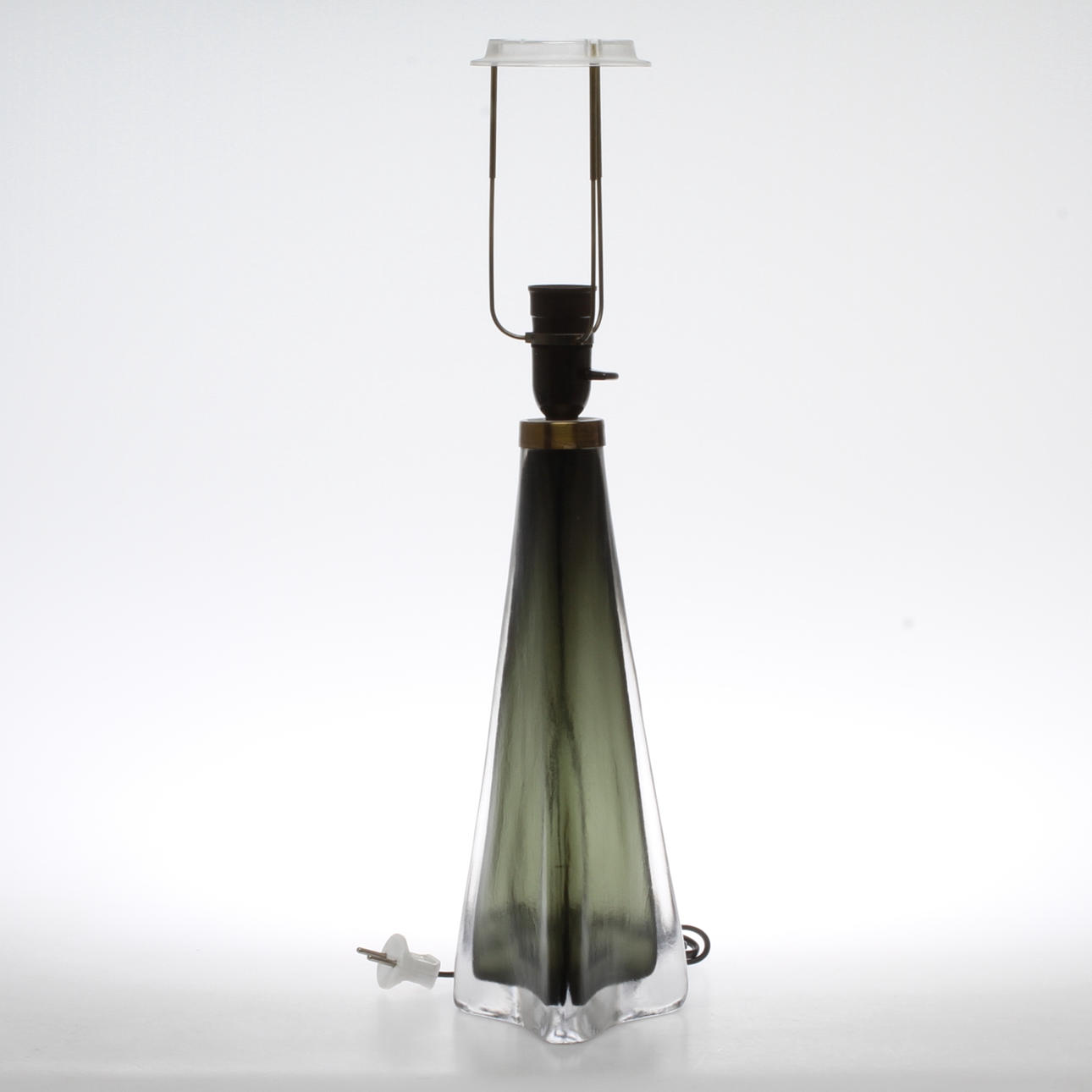 BORDSLAMPA, glas, Carl Fagerlund, Orrefors, 1900-talets andra hälft.