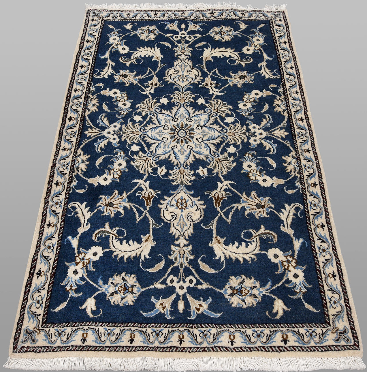 CARPET, Nain, 138*88 cm.