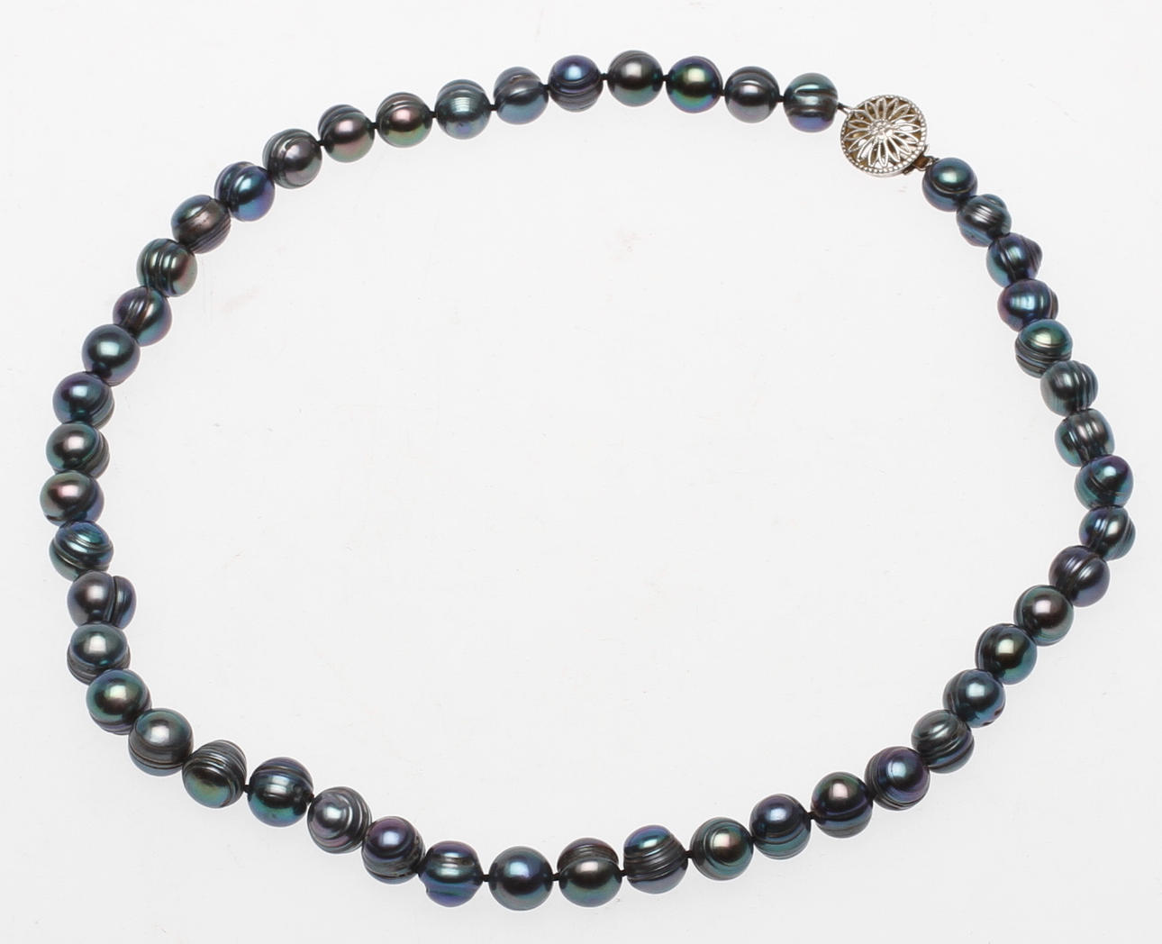 COLLIER, sötvattenspärlor.