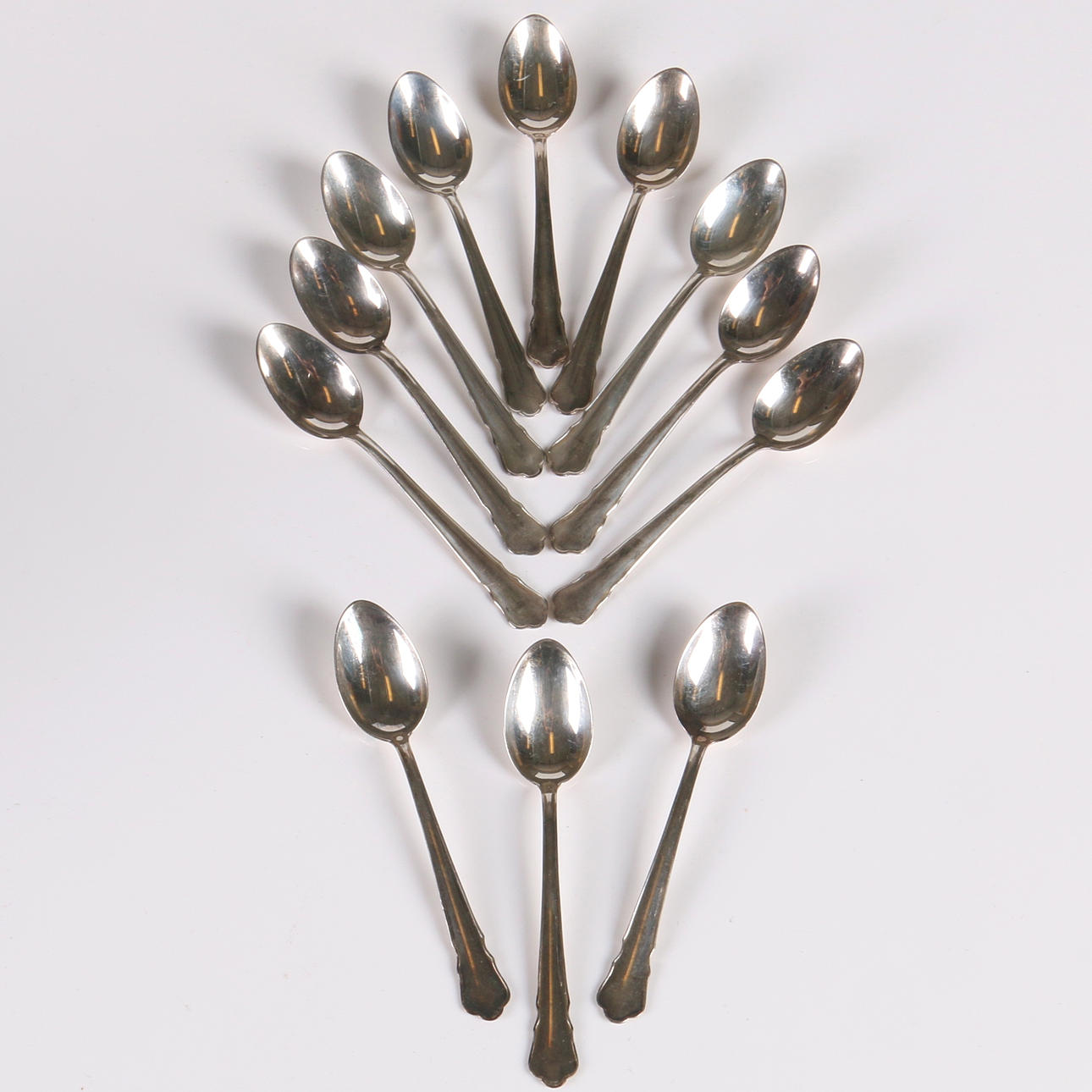 KAFFESKEDAR, 12 st. Silver , "Chippendale", GAB, Stockholm, 1940-tal.