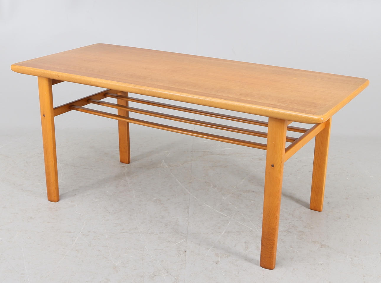 SOFFBORD, 1900-talets mitt.