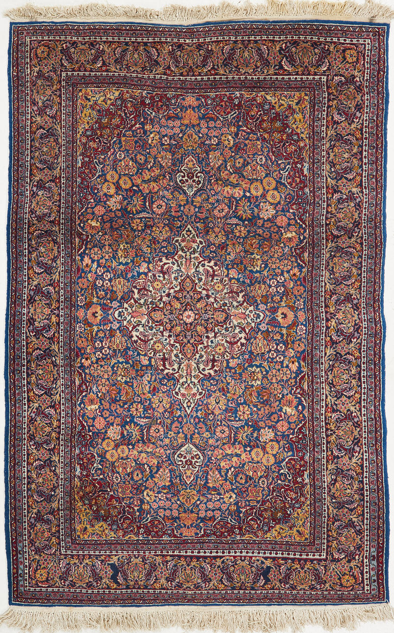 ORIENTTEPPICH. Isfahan, persisch, ca 200x124 cm.