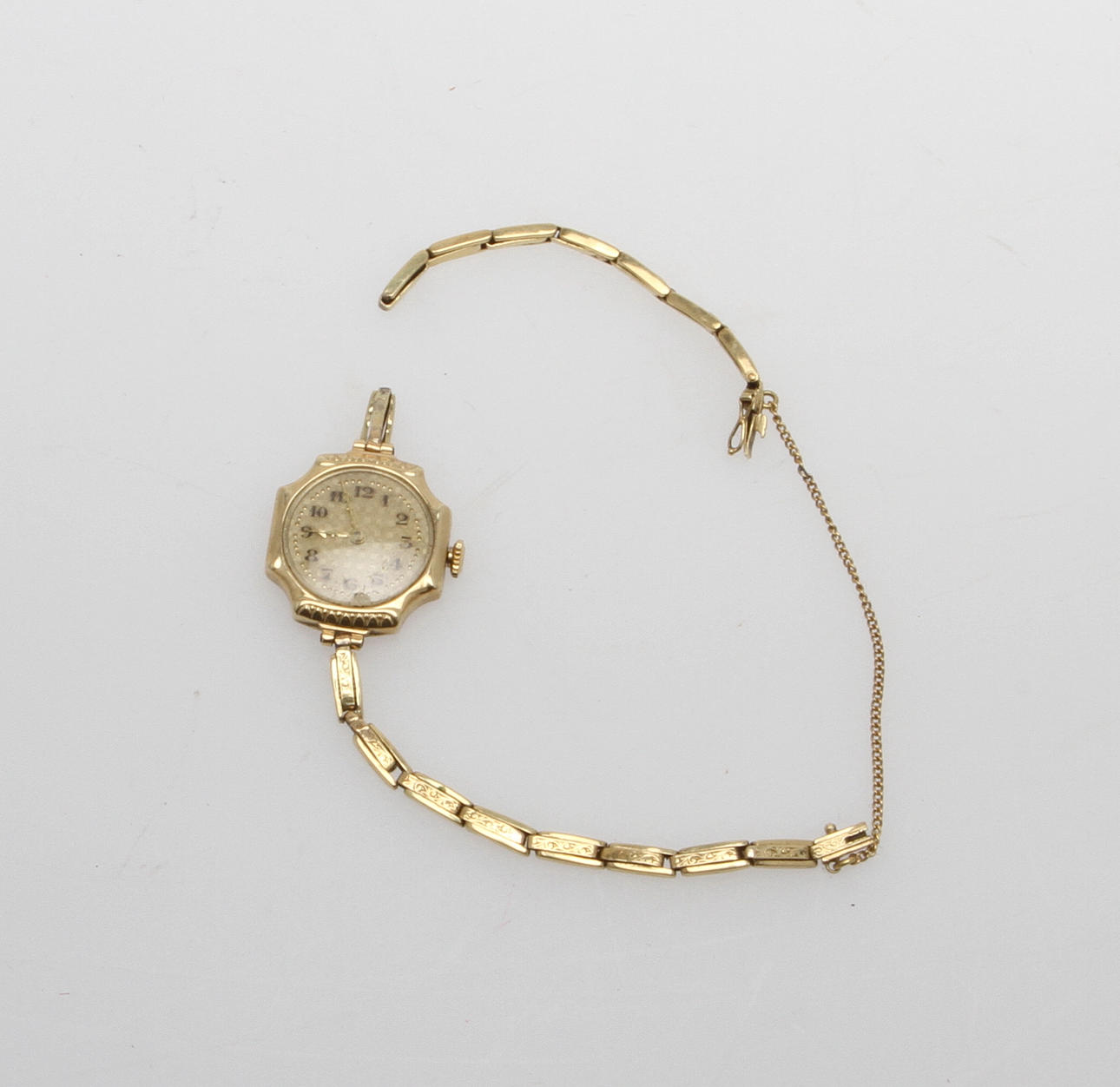 DAMARMBANDSUR, 14k guld i boett och länk.