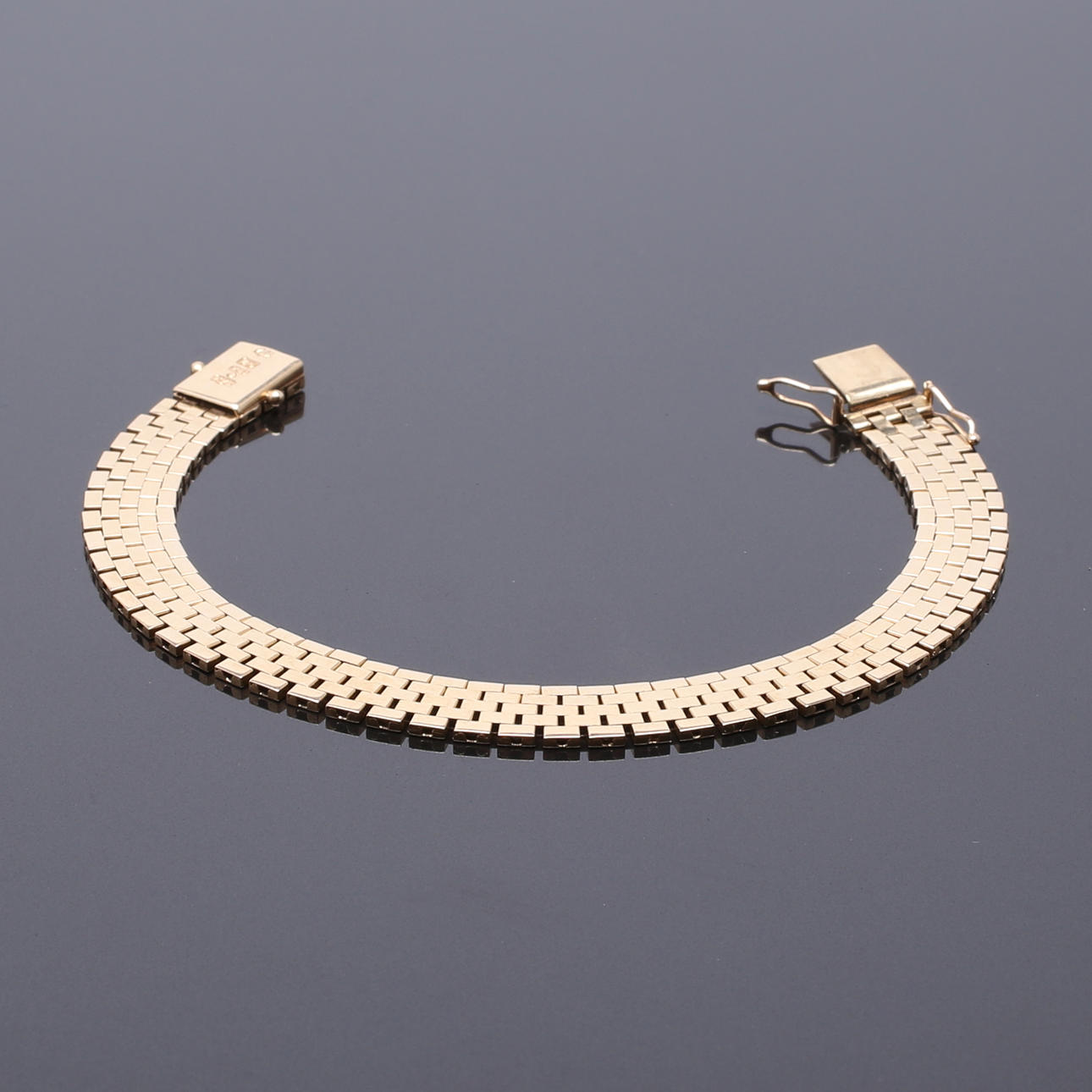 ARMBAND 18 K gult guld, Stockholm 1966.