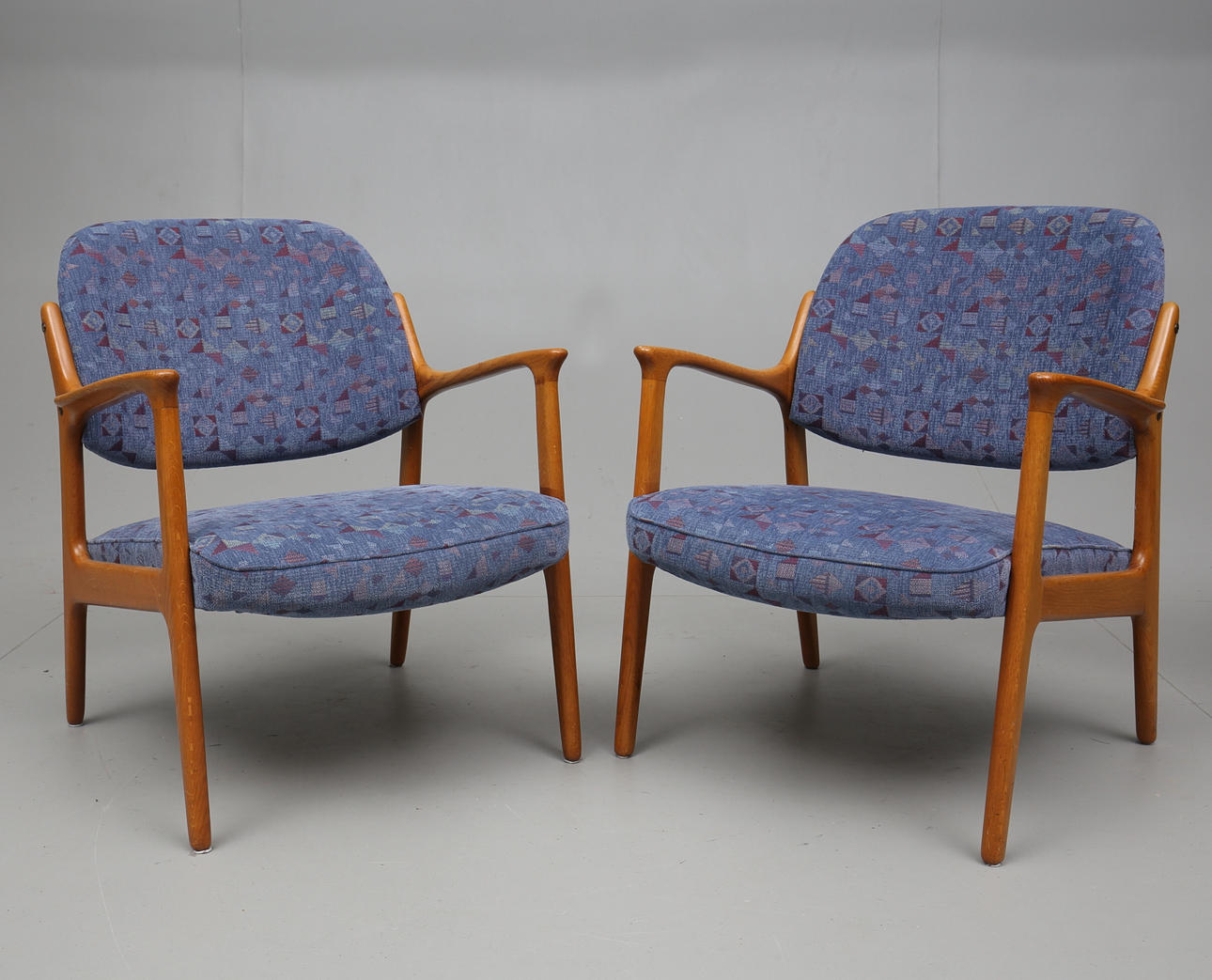 KARMSTOLAR, ett par, Bröderna Andersson, 1950/60-tal.