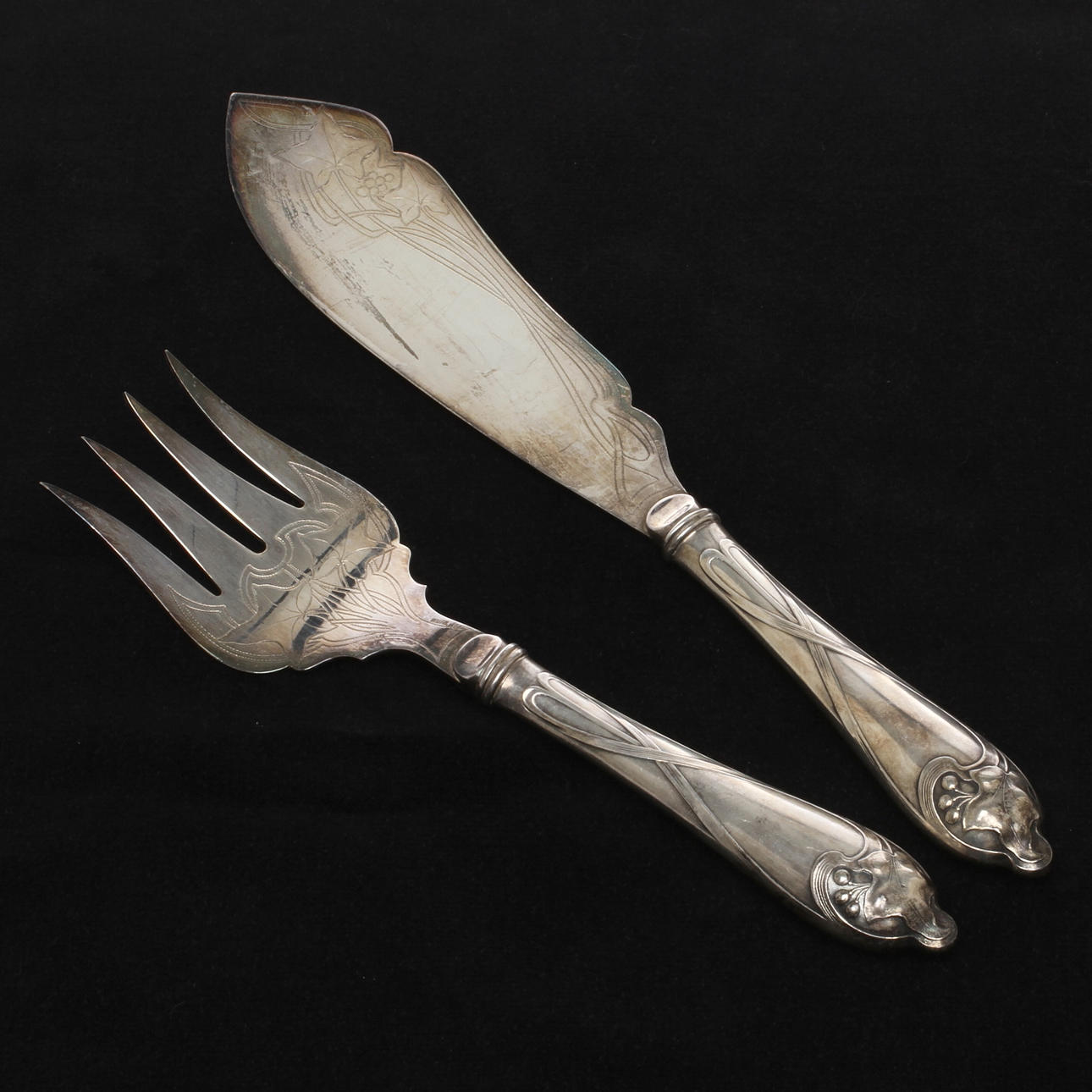 SERVERINGSBESTICK, 2 delar, märkt "WMF.N", Wurttembergische Metallwarenfabrik.