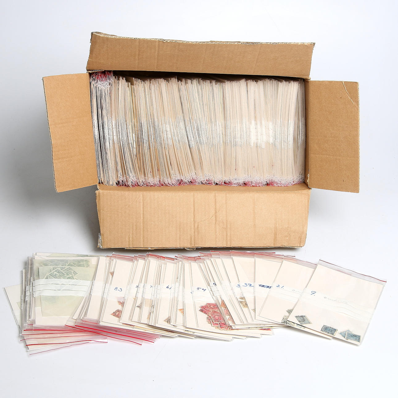 FRIMÄRKEN, kartotek, ca 9 kg, Sverige, 1850-tal modern tid.