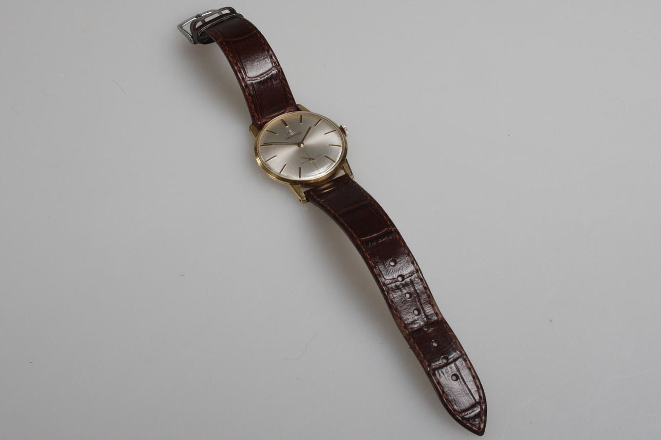 HERRARMBANDSUR, Certina guld på stål, 1955 - 1970.
