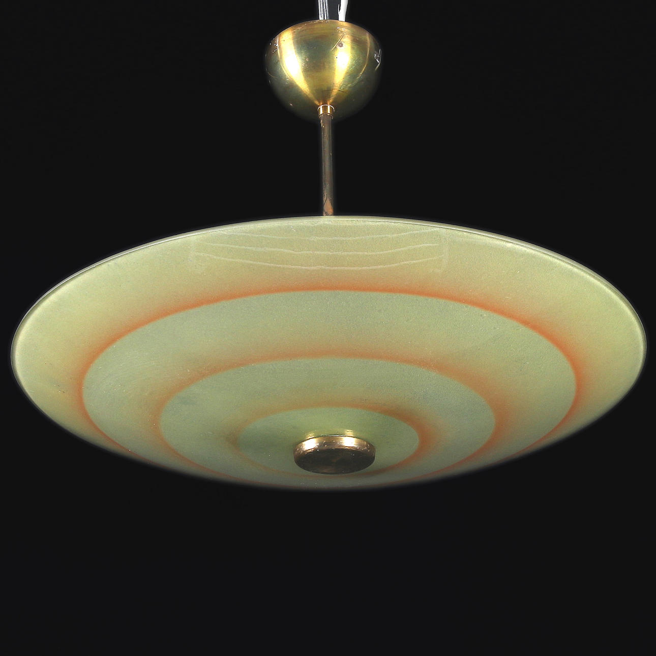 TAKLAMPA, Art Deco, glas och mässing. 1930-tal.