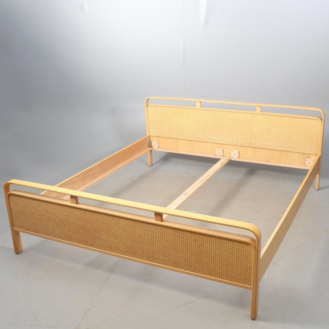 SÄNGRAM, rotting, samtida.