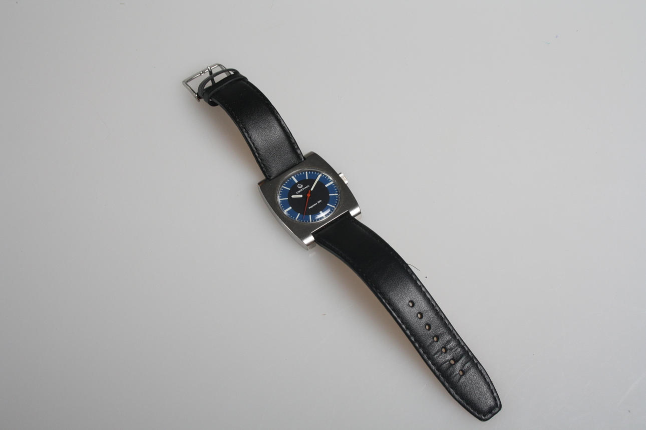 HERRARMBANDSUR, Certina, Argonaut 220.