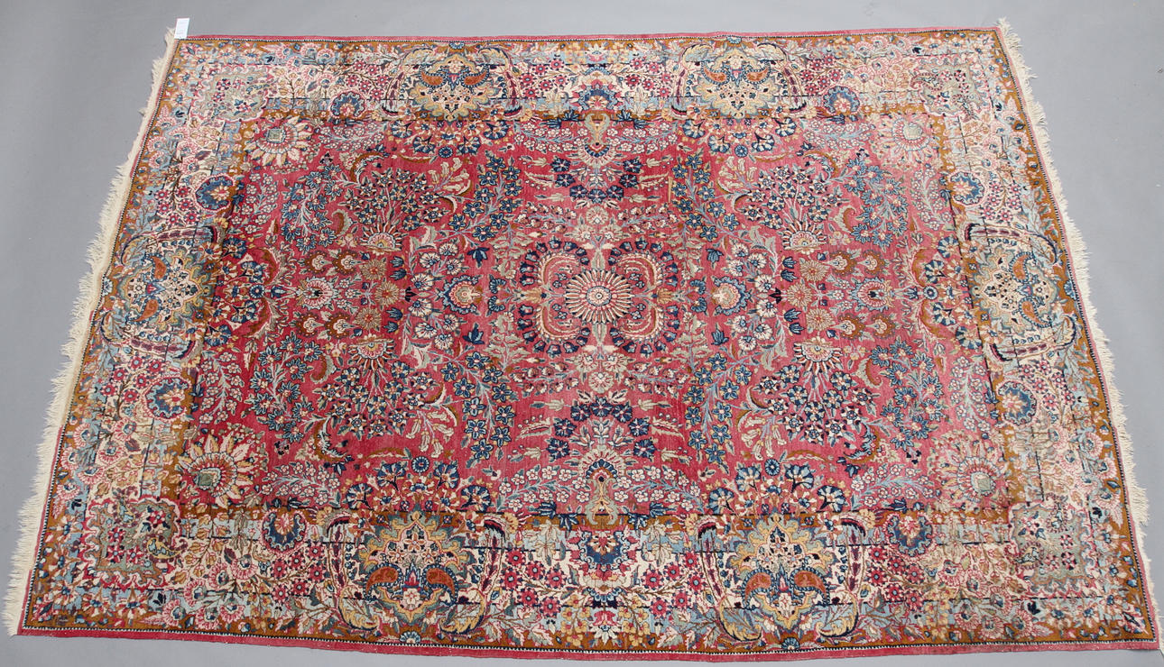 OREINTALISK MATTA, Kirman. 223 x 320 cm.
