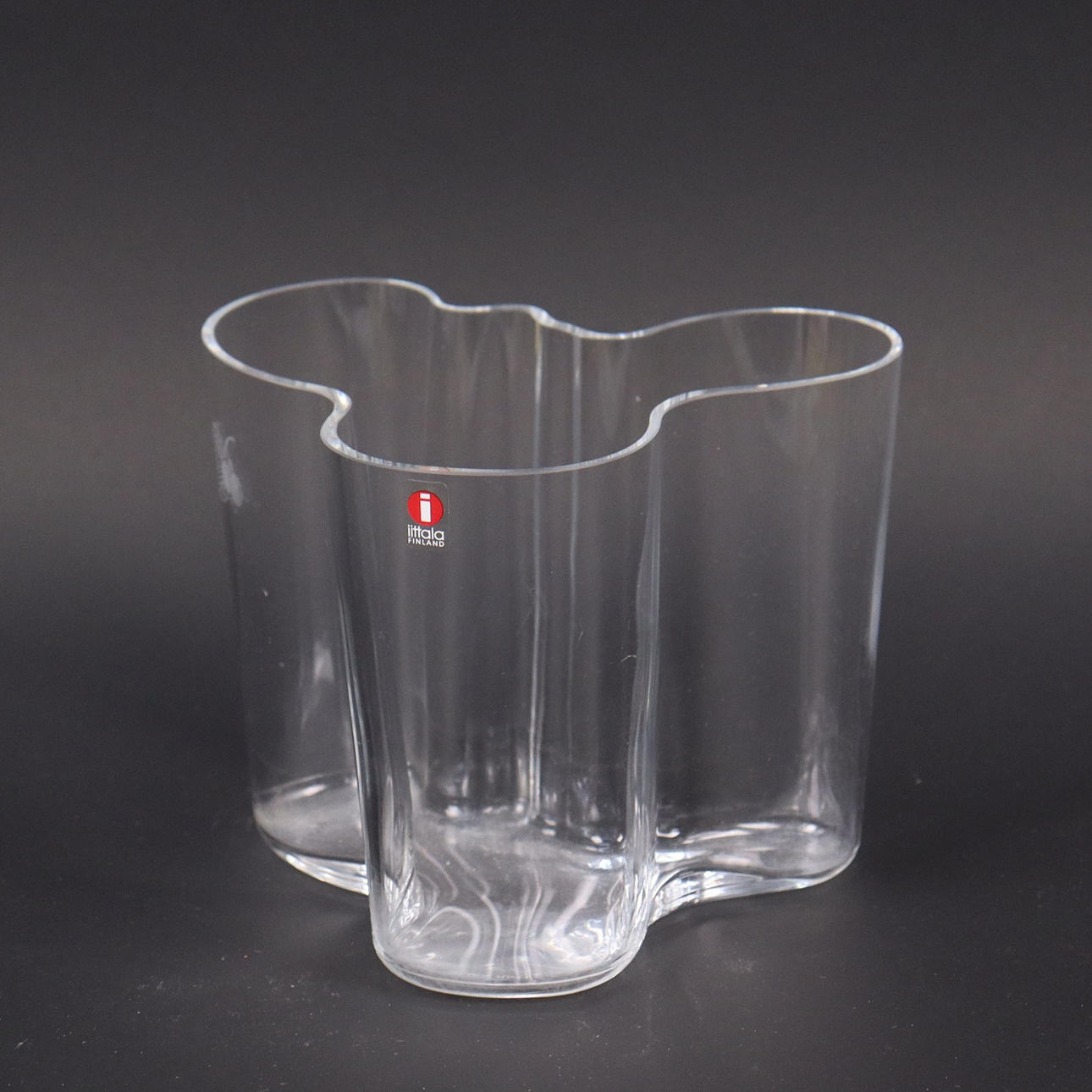 Eine Schale, Alvar Aalto für Iittala, „Savoy“, Glas.