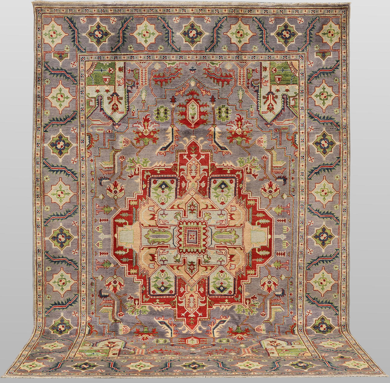 ORIENT CARPET. Sweater design, 292 x 204 cm.