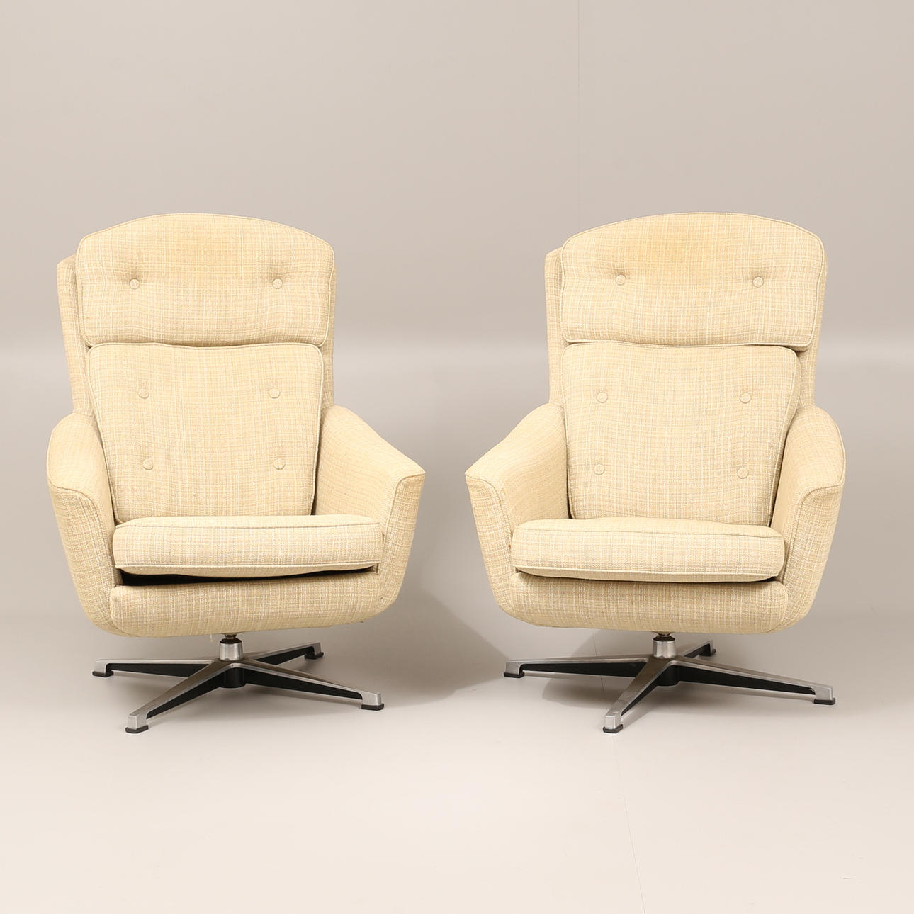 SNURRFÅTÖLJER, 1 par, Bröderna Andersson 1960-tal.